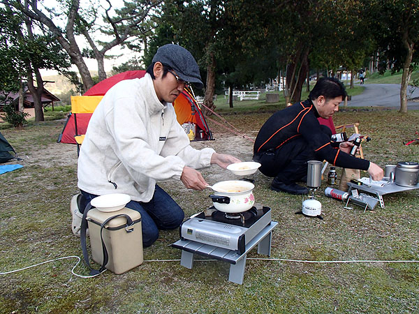 鳥野菜味噌鍋を作るｋｕｒｏｐｏｃｈｉｃｏさん